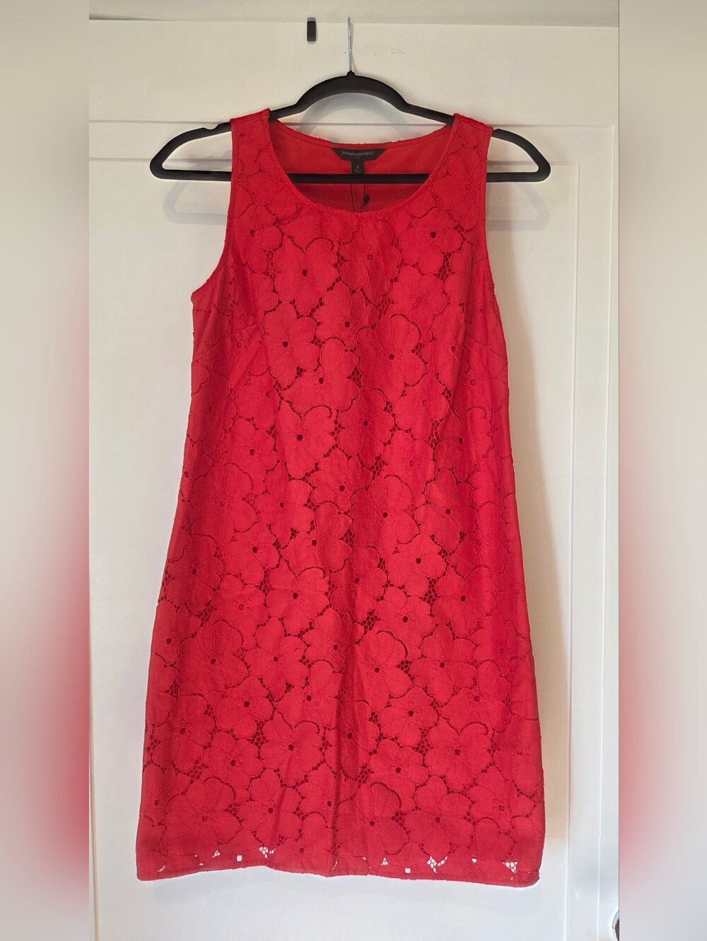 Banana Republic Red Sleeveless Lace Shift Dress